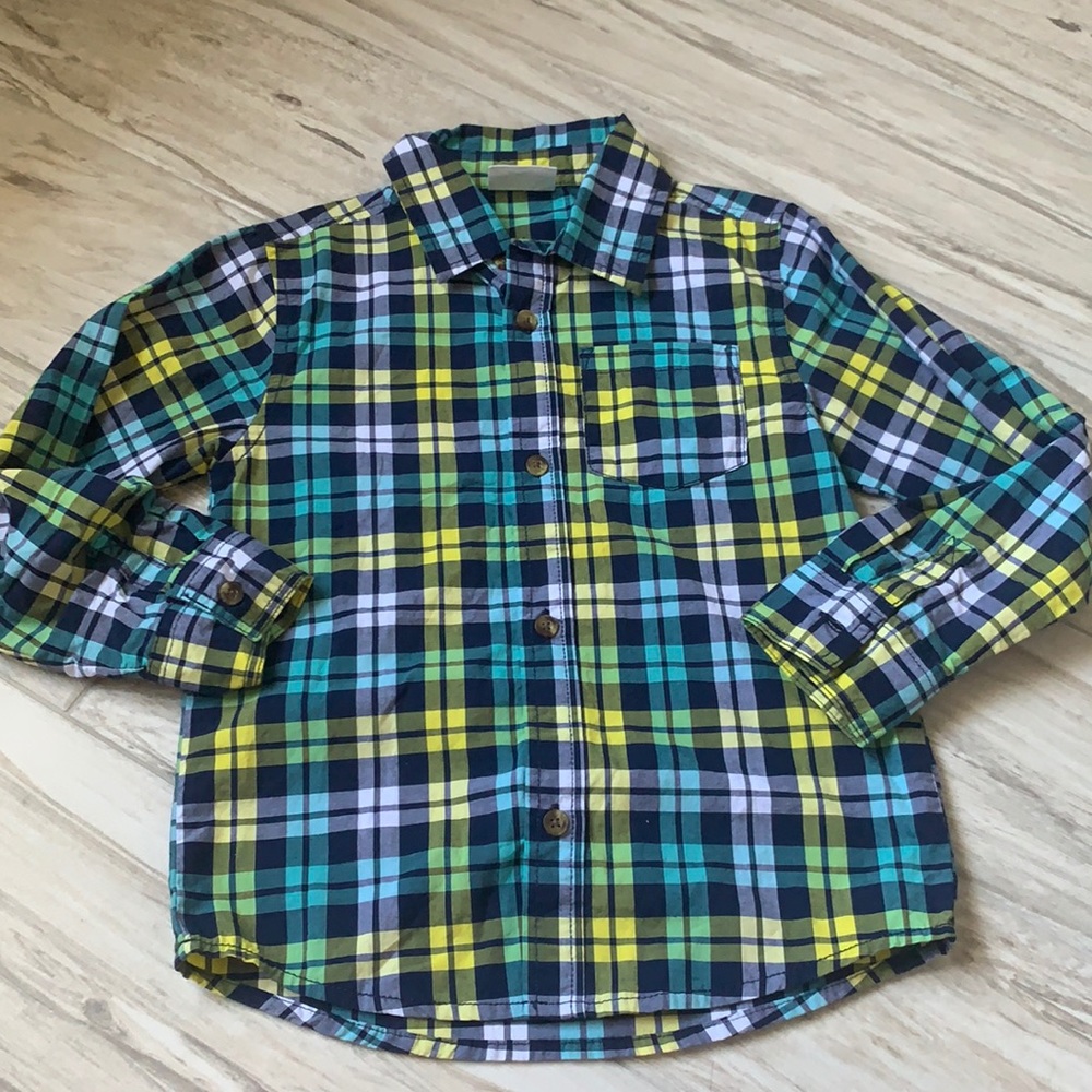 • Crazy 8 plaid long sleeve button up, 5T •